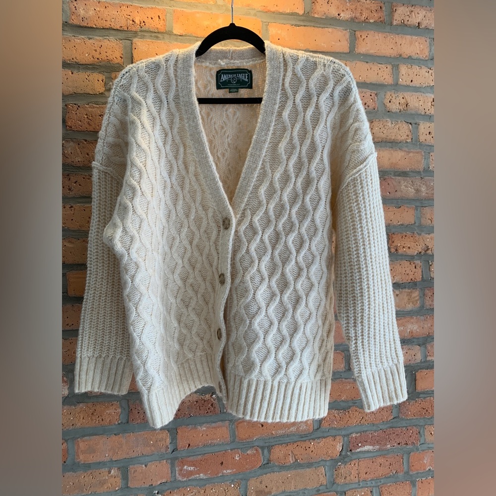 American Eagle Cream Colored Cardigan/Sweater